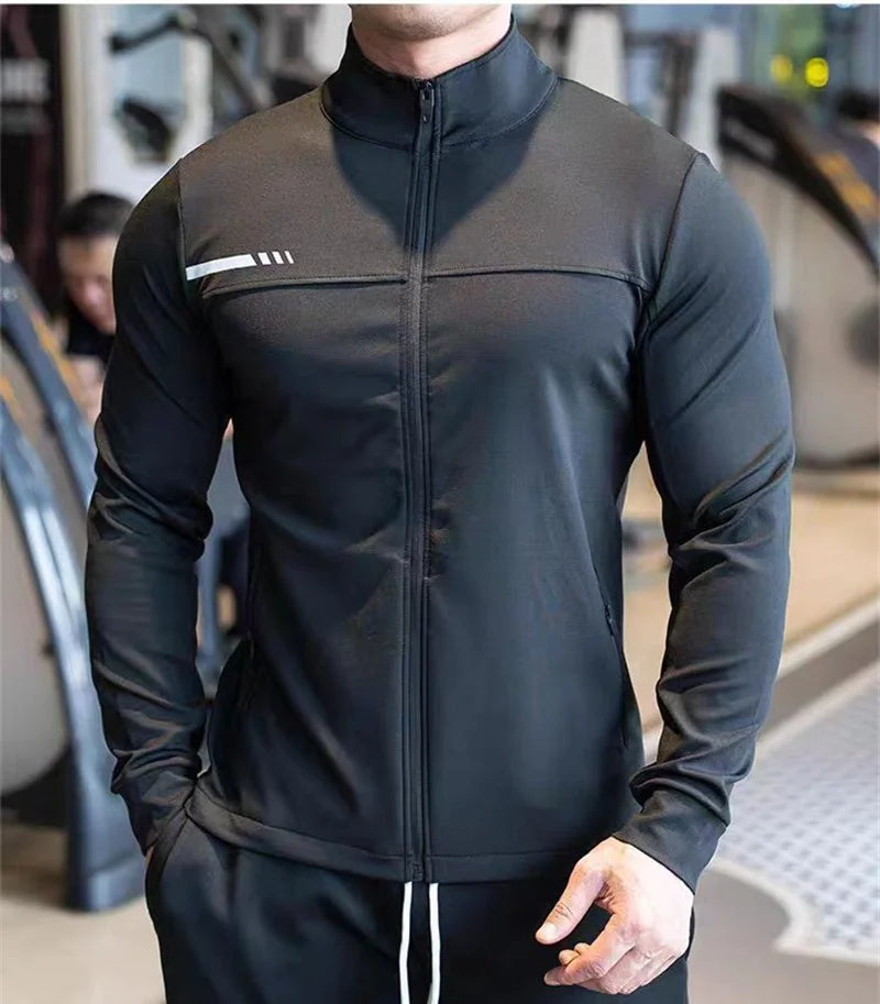 Men's quick-dry running jacket in black with full zip"