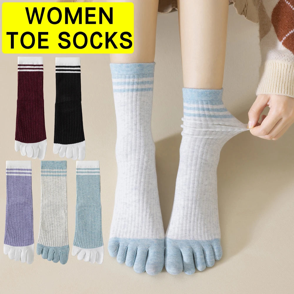 Women's five-finger toe socks in cotton blend, available in blue, purple, wine red, grey and black, EU size 34-39"